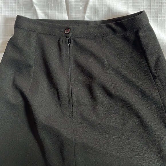 Black Maxi-Skirt - Picture 3 of 5